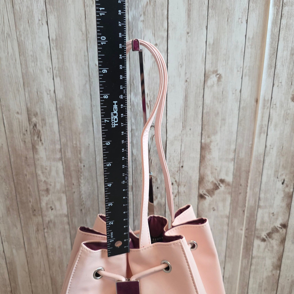 Ralph Lauren Light Pink Bucket Bag - Picture 6 of 11